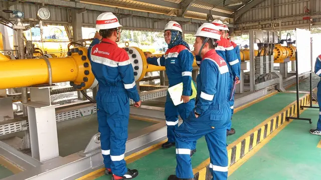 Jajaran Direksi dan Komisaris  PT Pertamina Gas (Pertagas) melaksanakan kegiatan Management Walkthrough (MWT). (Dok Pertagas)