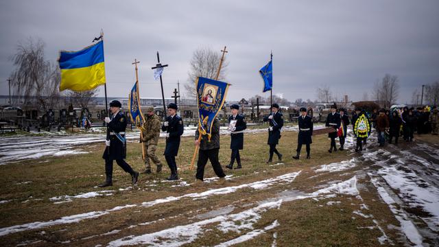 Penghormatan Warga Ukraina untuk Pejuang yang Gugur di Medan Tempur