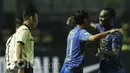 Gelandang Persib Bandung, Michael Essien, saat debut resmi di Liga 1 Indonesia melawan Arema FC di Stadion GBLA, Sabtu (15/04/2017). Skor berakhir imbang 0-0. (Bola.com/M Iqbal Ichsan).