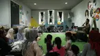 Cafe tak hanya sekedar tempat ngopi. Sebuah cafe di kawasan Tangerang Selatan, di hari-hari tertentu menyulap cafe menjadi tempat pengajian. Suasana santai dan ramah membuat pengajian jadi menyenangkan dan tak membosankan. Berkumpul di cafe jadi maki...