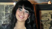 Dea Mirella Jual Mobil Demi Menghidupi  Anak