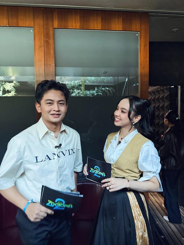 6 Potret Randy Martin rayakan ulang tahun ke-27 bareng Lyodra di Shanghai, romantis banget