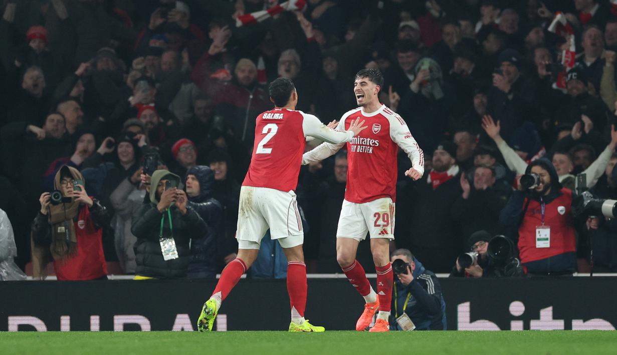 Kemenangan ini membuat Arsenal berhasil melaju ke babak final Carabao Cup 2025/2026. Mereka akan berhadapan dengan pemenang antara Newcastle vs Manchester City. (AP Photo/Ian Walton)