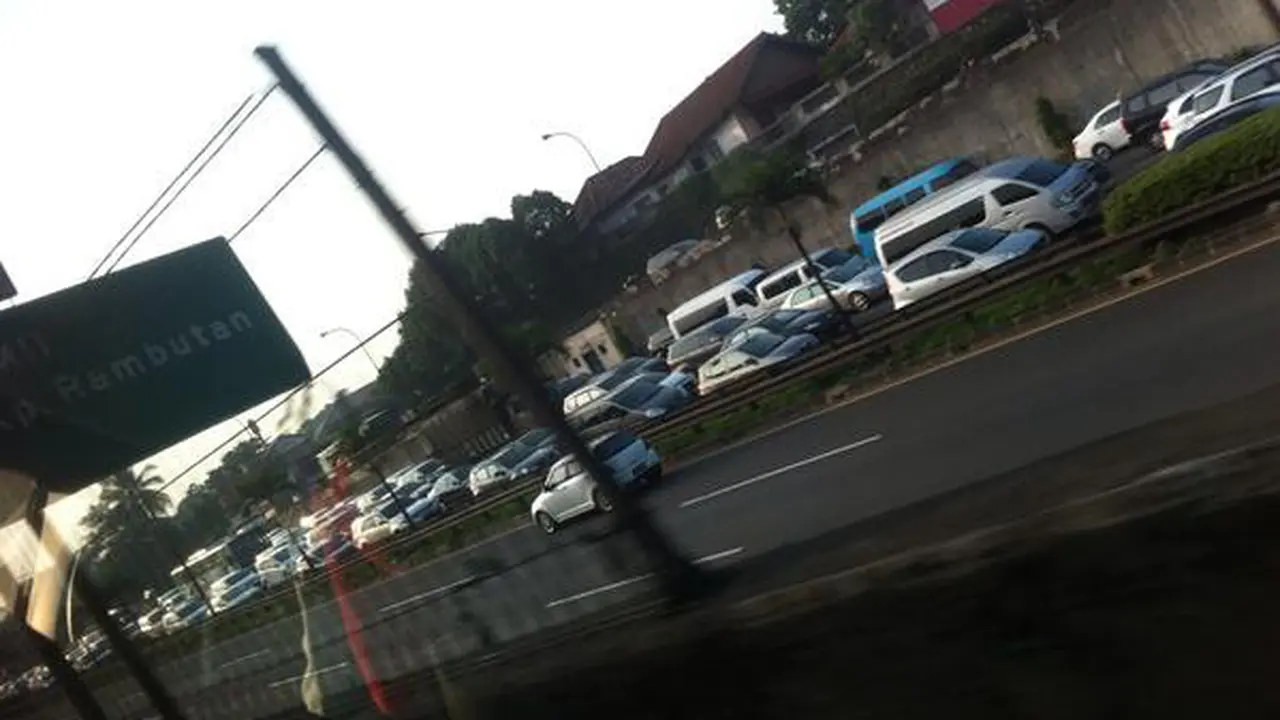 Awal Pekan, Lalu lintas Jakarta Padat