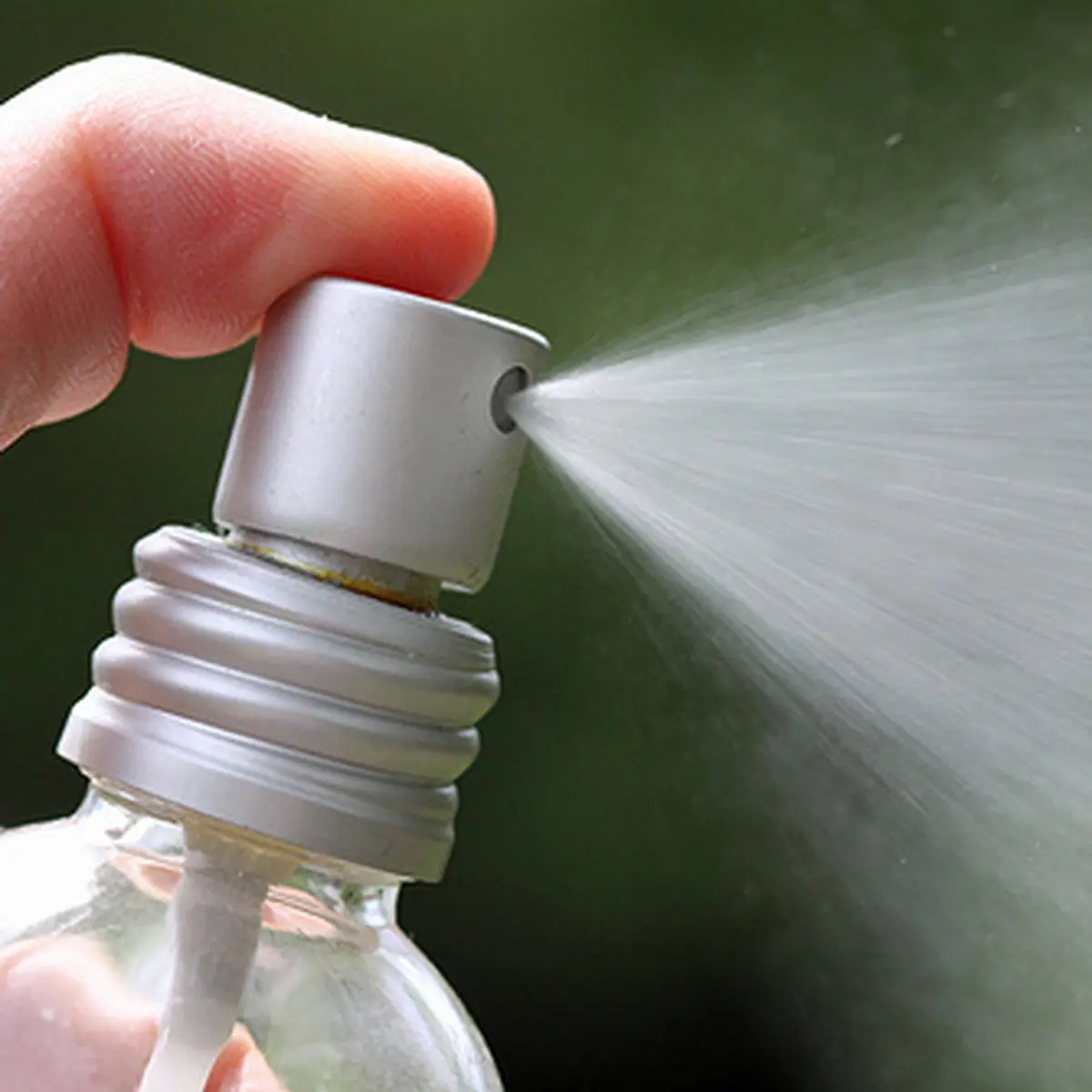 6 Cara Menggunakan Body Mist agar Wangi Lebih Tahan Lama Hot