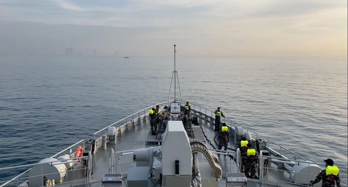FOTO: KRI Canopus 936 Sandar di Lagos Perkuat Diplomasi Maritim