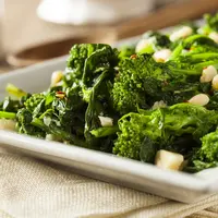 ilustrasi tumis brokoli/copyright Shutterstock