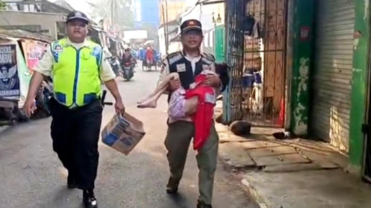 Polisi Buru Ayah Diduga Telantarkan Anak di Pasar Kebayoran Lama