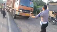 Cerita di Balik Video Viral Aksi Polisi Hentikan Truk Rem Blong