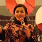 Calon Gubernur Kalimantan Barat Karolin Margret Natasa saat menjadi pembicara di sebuah seminar. (Istimewa)