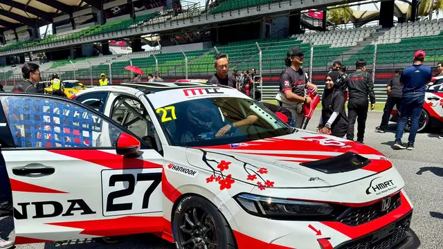 Pembalap Indonesia Avila Bahar Juara MTCC 300KM di Sepang