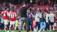 Manajer Arsenal, Mikel Arteta, selepas duel kontra Fulham pada laga pekan ke-35 Premier League di Stadion Emirates, Sabtu (02/05/2026) malam WIB. Dalam laga itu, Arteta sukses membawa The Gunners memetik kemenangan 3-0 atas Fulham. (AP Photo/Kin Cheung)