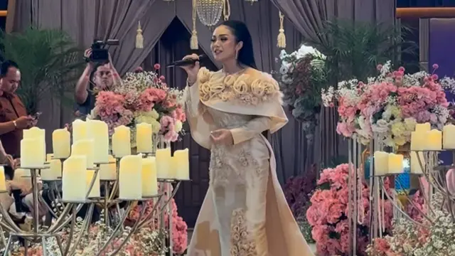 Potret aqiqah anak kedua Rizky Billar dan Lesti Kejora. (credit:instagram.com/rizkybillar)