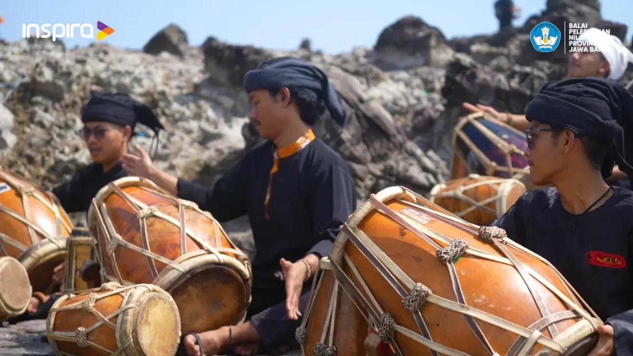 Rampak kendang membawa semangat gotong royong