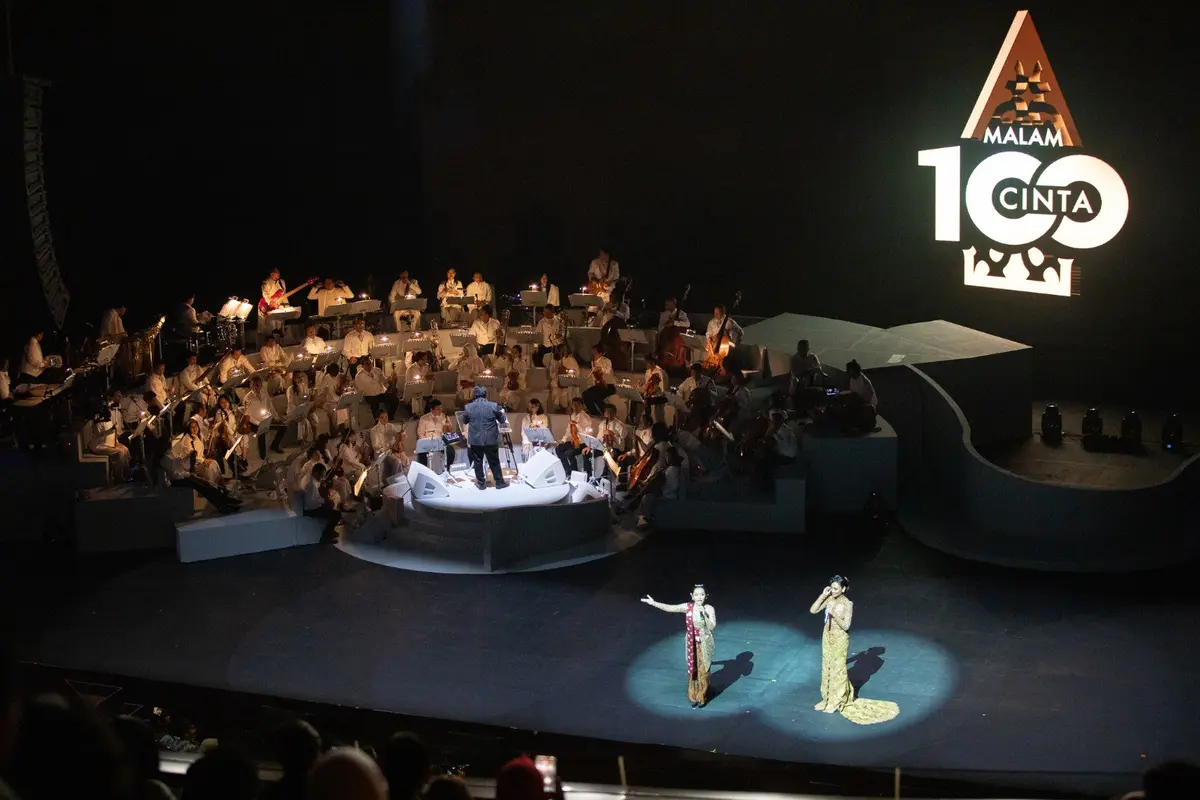 PT Smartfren Telecom Tbk menutup penghujung tahun 2023 dengan menyelenggarakan pergelaran seni dan budaya bersama Erwin Gutawa Orchestra, serta sejumlah musisi ternama tanah air. (Dok Sinar Mas)