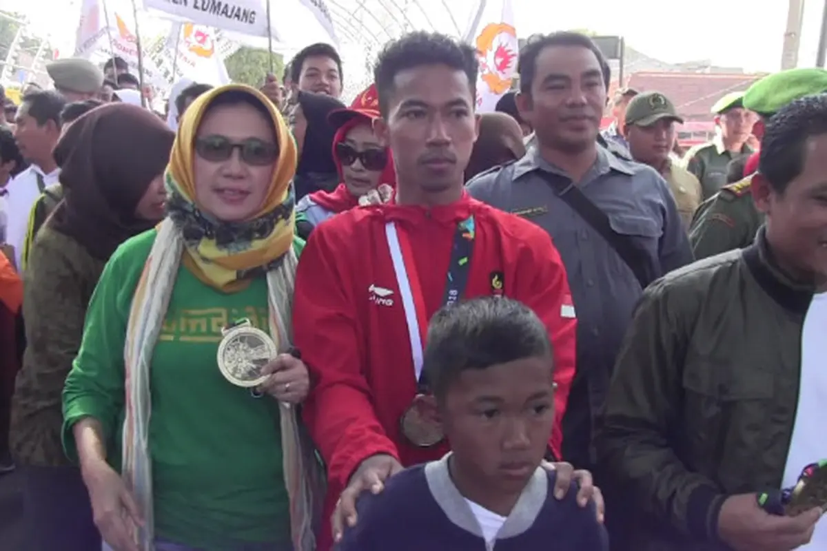 Raih 3 Medali Asian Games, Atlet Sepak Takraw Saiful Rizal Terharu Diarak Keliling Lumajang