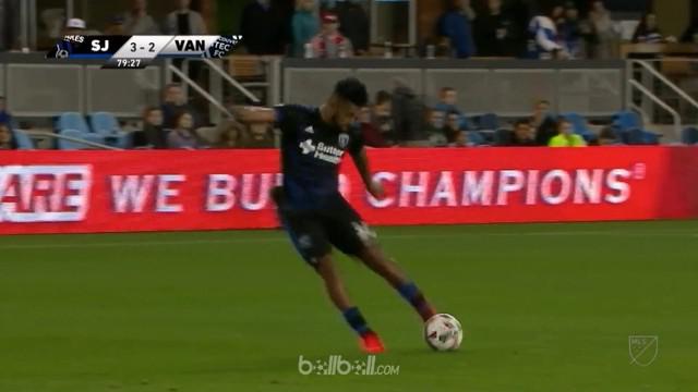 Berita video gol knuckleball fantastis dari gelandang asal Panama di Liga Amerika Serikat, Anibal Godoy. This video presented by BallBall.