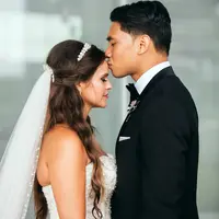 ilustrasi pernikahan/copyright Unsplash/Hermes Rivera