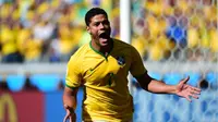 Hulk mencetak gol untuk Brasil saat melawan Kosta Rika (Goal)