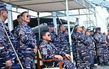51 KRI Siap Beraksi: KSAL Pantau Gladi Parade Alutsista HUT TNI ke-80 di Teluk Jakarta untuk 2025