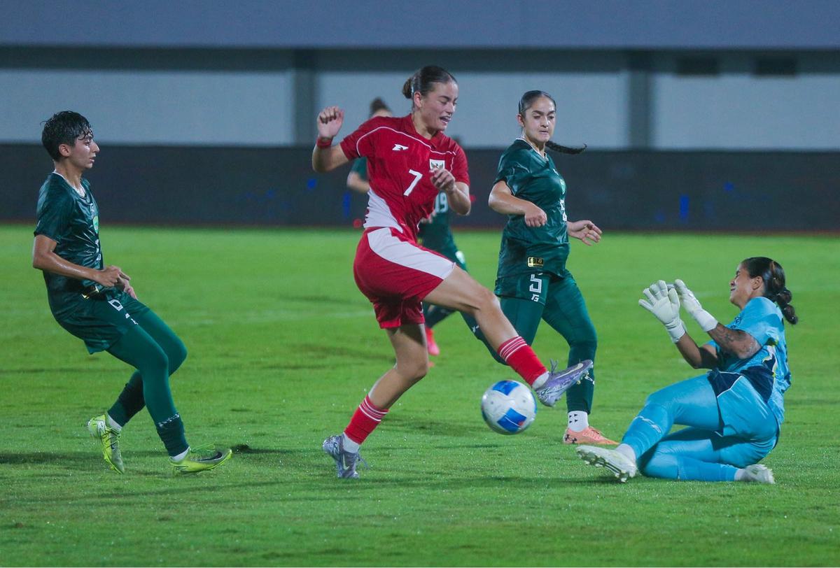 FOTO: Kalah dari Pakistan, Peluang Timnas Putri Indonesia ke Piala Asia 2026 Menipis