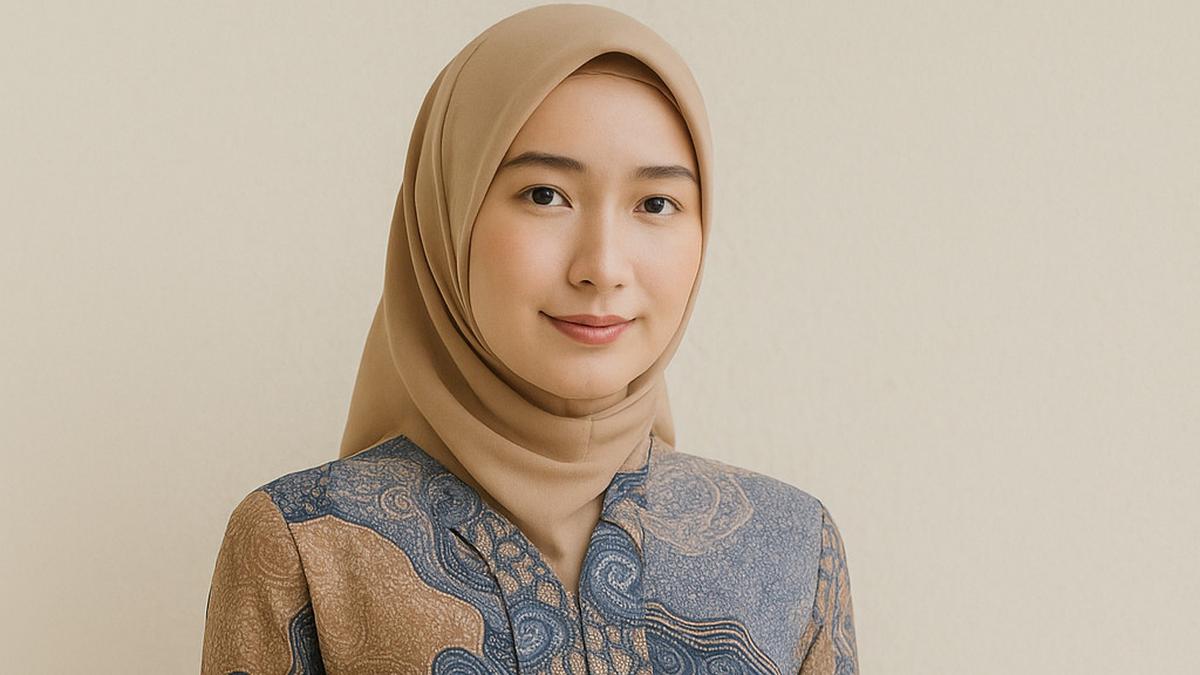 5 Model Baju Batik Terbaru 2025 Wanita Berhijab