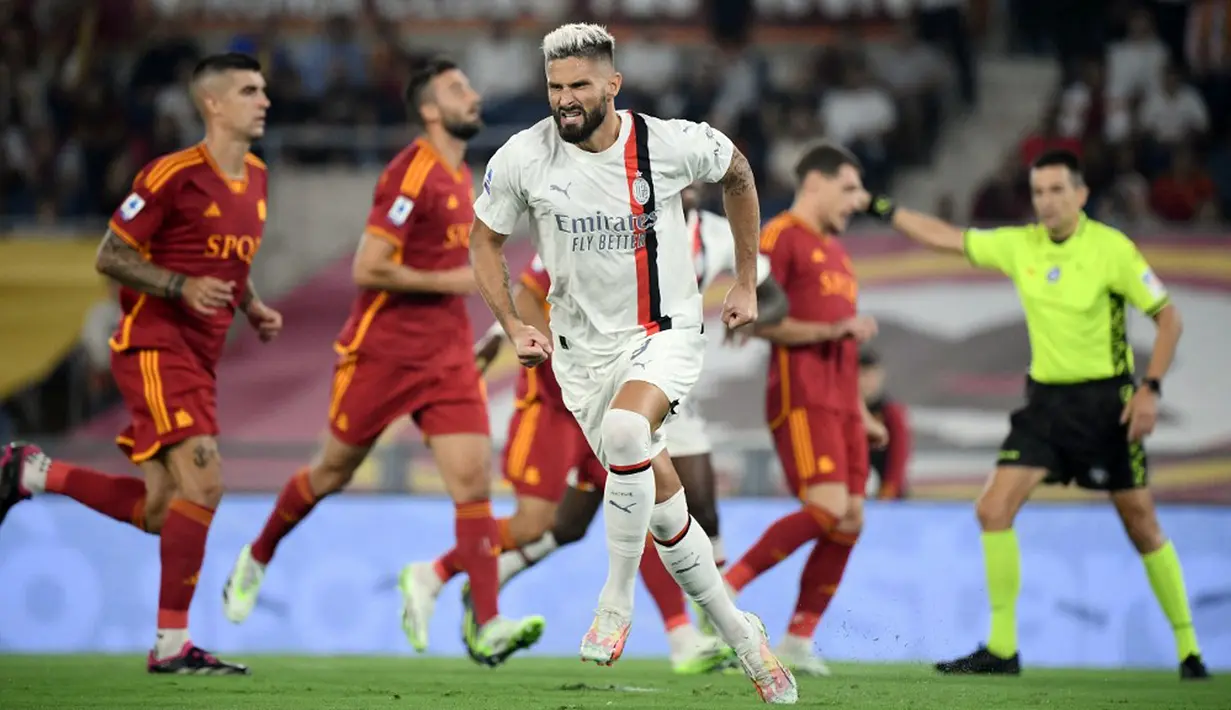 Lalu Rafael Leao menggandakannya pada awal babak kedua (48'). (Filippo MONTEFORTE/AFP)