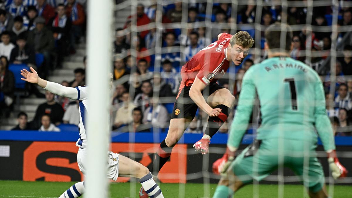 Hasil Liga Europa: Manchester United Ditahan Imbang Real Sociedad, AS Roma Menang Dramatis