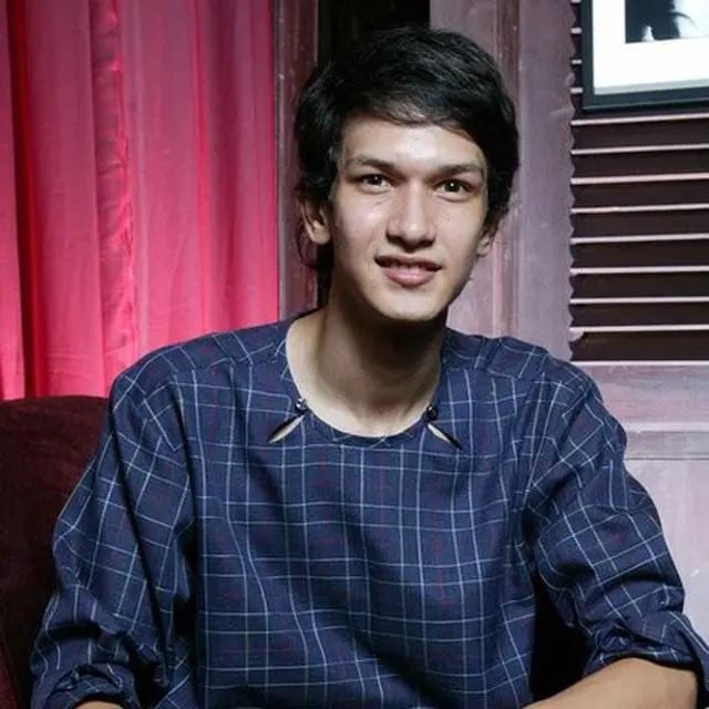 Dulu Kerap Disebut Kurus, Ini 6 Potret Transformasi Bentuk Tubuh Dimas Beck Makin Kekar