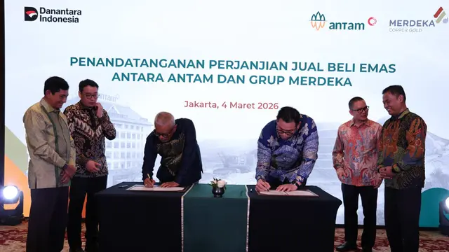 Gold Sales & Purchase Agreement (GSPA) antara Antam dengan PT Bumi Suksesindo (BSI) dan PT Puncak Emas Tani Sejahtera (PETS) yang merupakan anggota holding Merdeka Group. (Dok Antam)