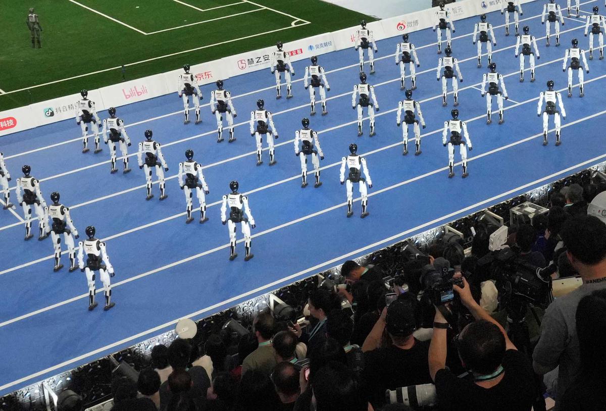 2.056 Robot Humanoid Ikuti Kompetisi di China