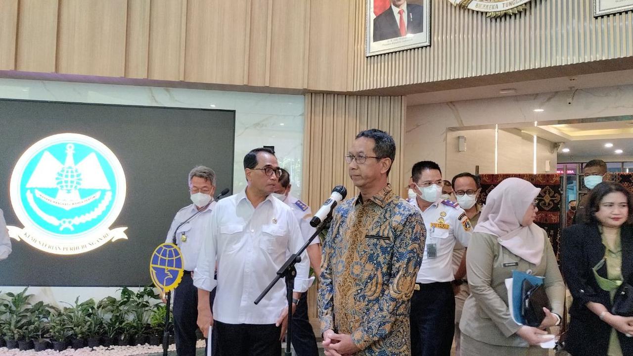 Namun, Heru mengaku belum mengetahui soal akan adanya perbaikan rumah dinasnya di kawasan Menteng, Jakarta Pusat itu.<br>