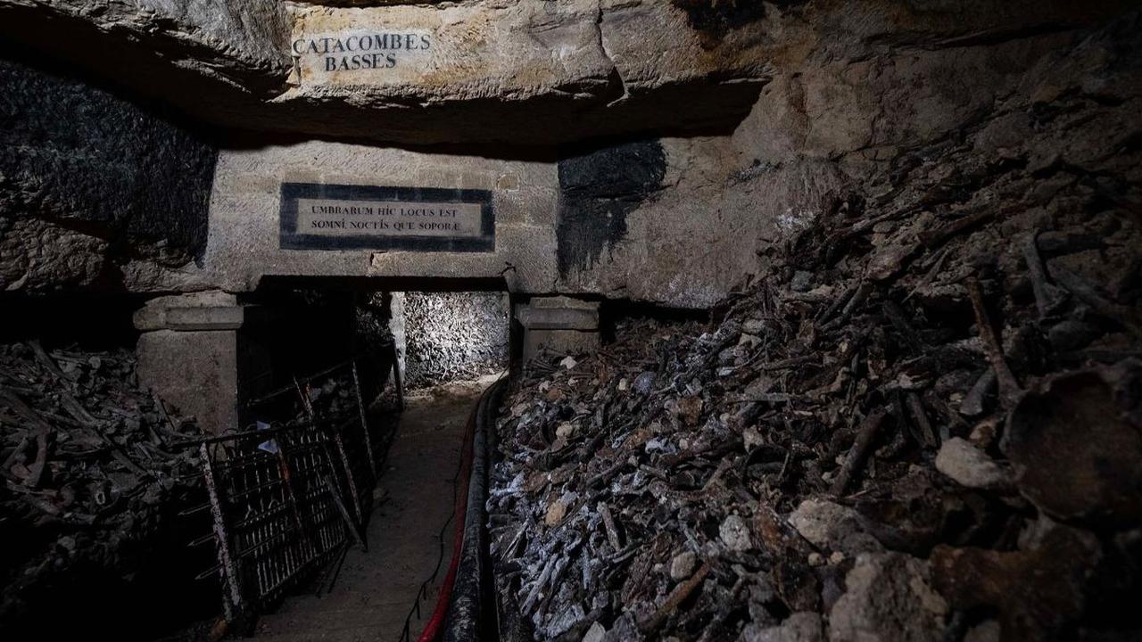 <b>Katakombe Paris: Petualangan Misterius di Bawah Tanah</b>