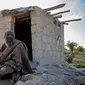 Amou Haji tinggal di Desa Dejgah, di provinsi selatan Fars, Iran. (Foto: AFP)