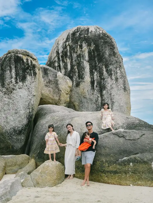 Surya Insomnia dan Tyara Renata (Instagram/tyararenata)