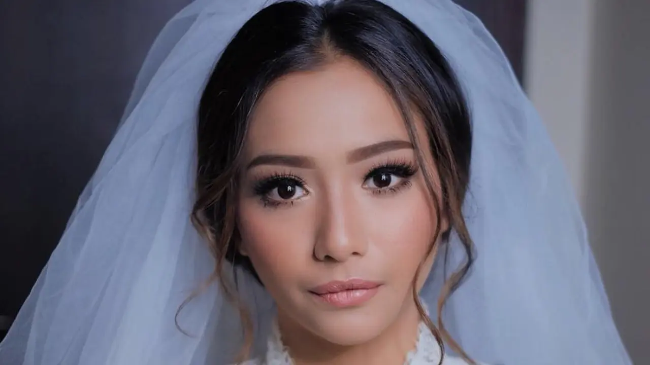 Adzana Bing Slamet