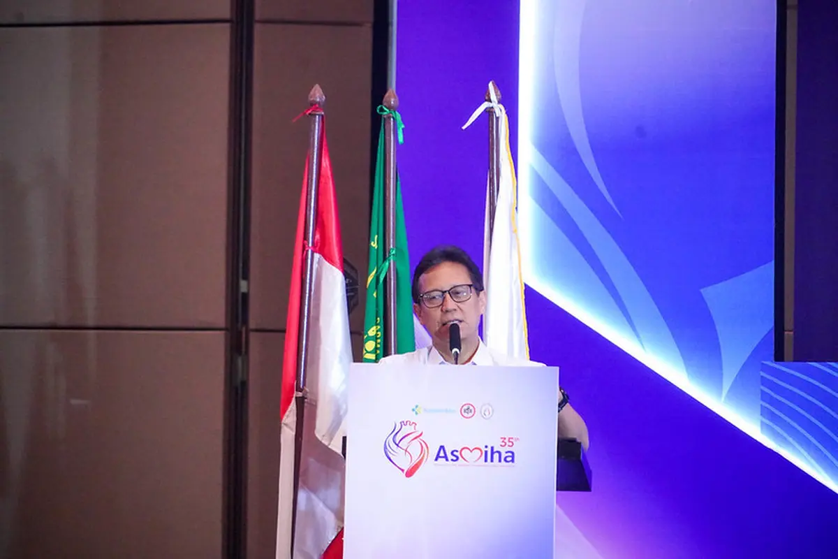 Menkes Budi saat menghadiri Konvokasi dan Inaugurasi PERKI 2026 di Jakarta, Sabtu (18/7/2026) bicara tentang kekurangan dokter jantung. (Foto: Kemenkes RI)