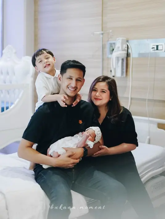 [Instagram/tasyakamila]