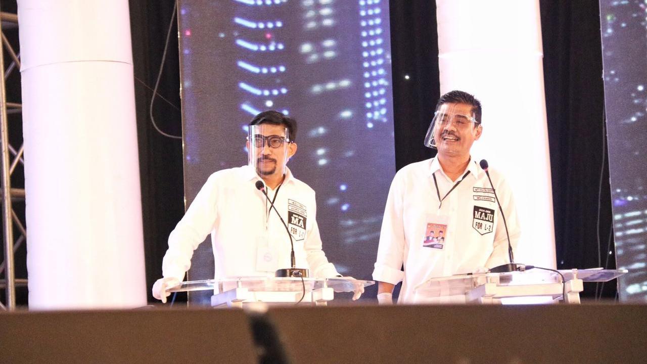 Paslon Wali Kota dan Wakil Wali Kota Surabaya nomor urut 2, Machfud Arifin-Mujiaman