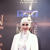 Indonesia Movie Awards 2016 (Adrian Putra/bintang.com)