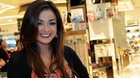 Berdialog Mandarin-Sunda, Nirina Zubir Keringat Dingin