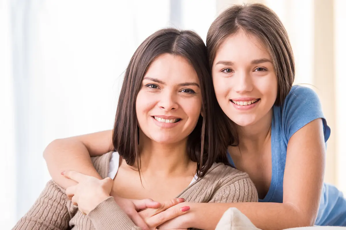 ibu dan anak perempuan