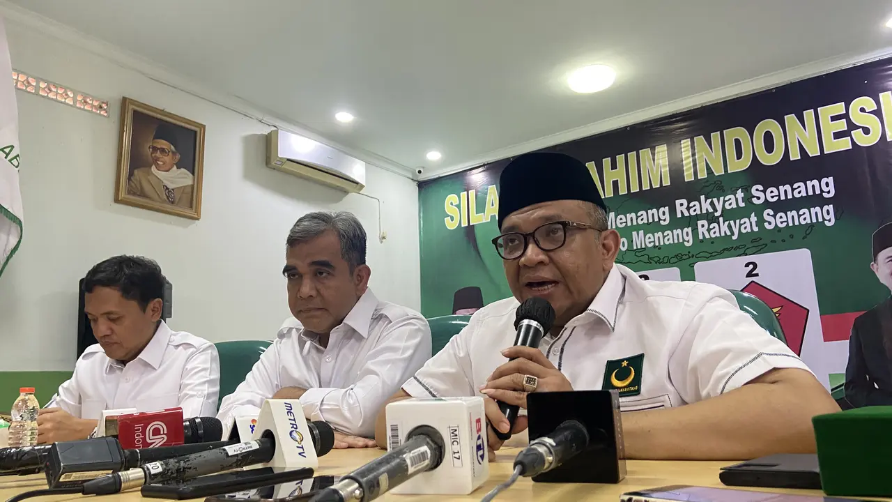 Partai Bulan Bintang (PBB) menerima kunjungan sejumlah elite Partai Gerindra di Kantor DPP PBB, Pasar Minggu, Jakarta Selatan, Senin (24/7/2023).