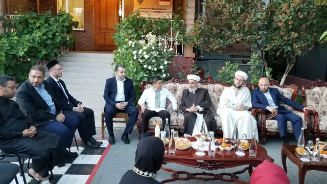 Dubes RI untuk Ukraina Yuddy Chirsnandi menggelar acara buka puasa bersama  dengan para Dubes negara-negara muslim. (Istimewa)
