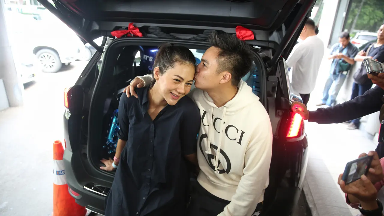 [Fimela] Baim Wong dan Paula Verhoeven