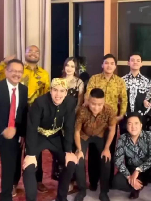 Syifa Hadju saat Temani El Rumi Kondangan Adat Betawi. [@elelrumi]