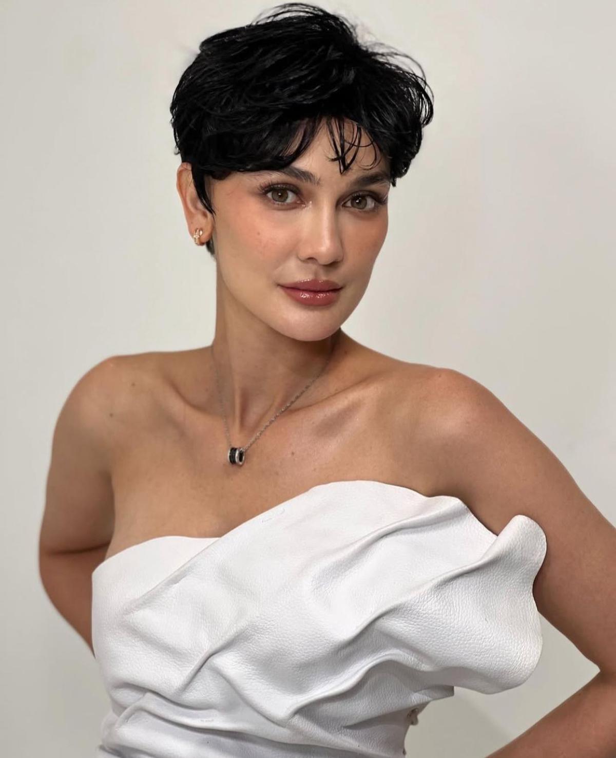 Gaya Baru Luna Maya, Rambut Pixie Cut yang Membuatnya Terlihat Lebih Awet Muda