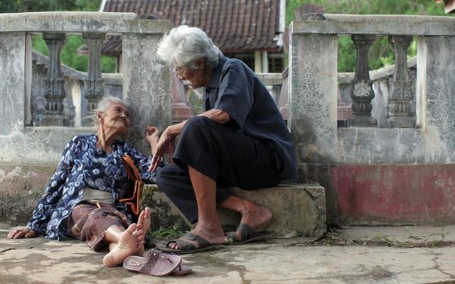 Mbah Ponco dalam film Ziarah | Photo: Copyright brilio.net