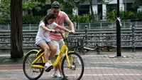 Mengelola Waktu dengan Bijak, Ini 5 Cara Mempererat Hubungan Ayah dan Anak