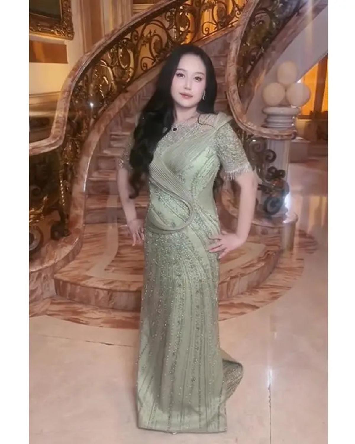 6 Potret Sisca Kohl di Sangjit Jessica Jane, Memukau dengan Soft Douyin Makeup
